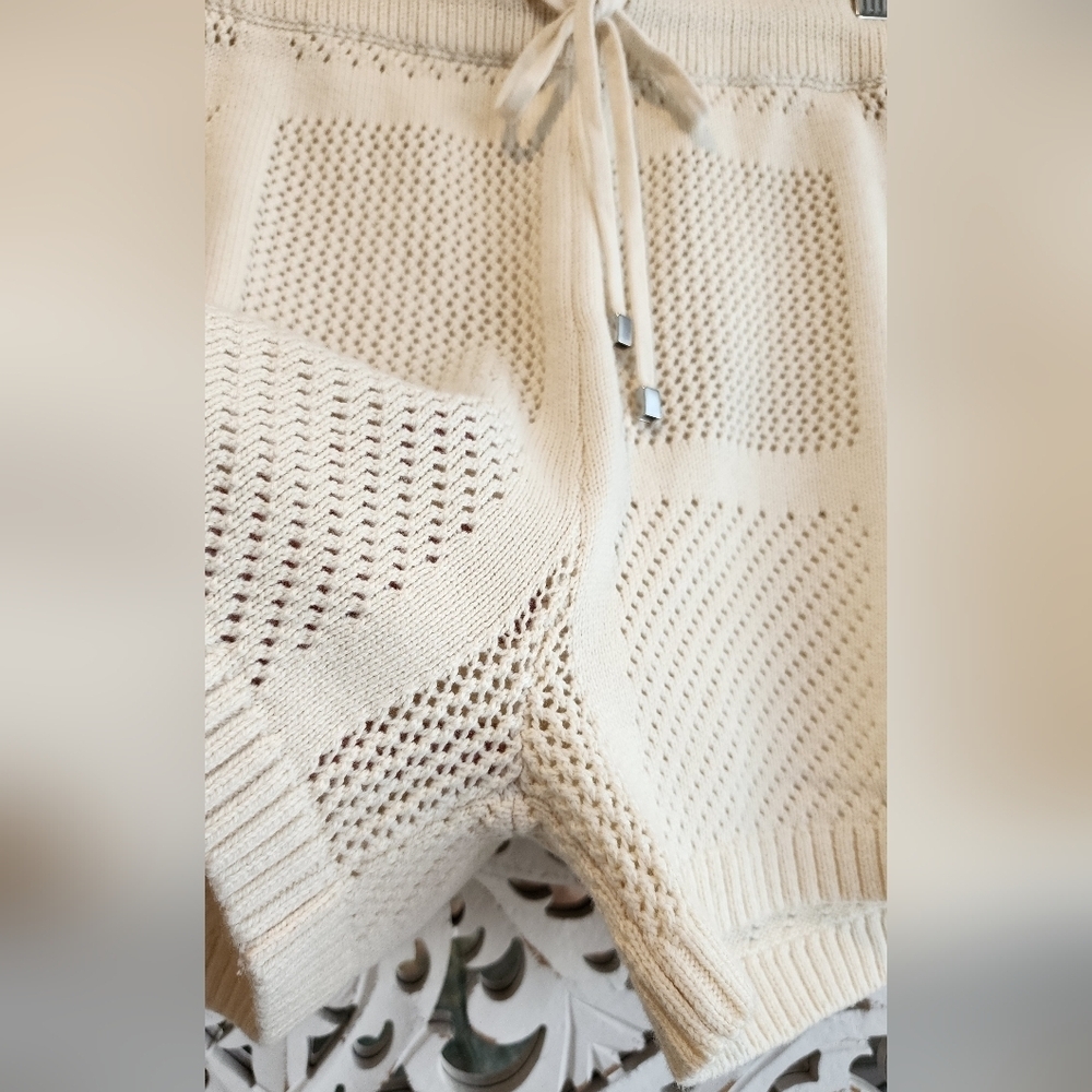 CUPCAKES & CASHEMERE CROTCHET KNIT SHORT IVORY DRAWSTRING WAIST NWT SZ LARGE - Picture 8 of 12